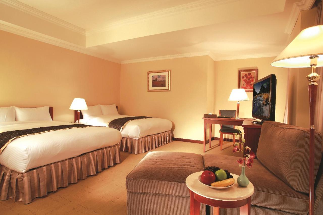 Grand Boss Hotel Yilan Экстерьер фото